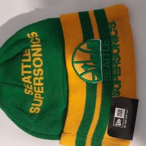 Seattle Supersonic New Era Cap nwt yellow an green throw back hat